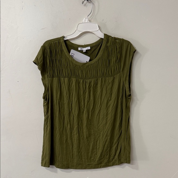 DR2 Olive Green Blouse - Picture 1 of 2